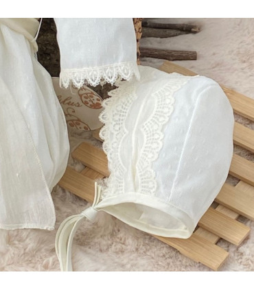 Pelele y Capota Tul Bordado  Ceremonia  Conjunto Pelele y capota en tul bordado y lazo en