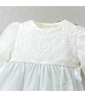 Vestido Con Capota Ceremonia Tul Plumeti y Encaje  Ceremonia    capota, plumeti, encaje