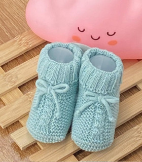 Patucos Trenzas Lazo Verde Agua  Inicio    agua, trenzas, verde, patucos, lazo |Confetti Bebe