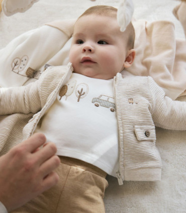 Chándal Con Camiseta Bebé Mayoral  Inicio    chándal, bebé, camiseta, mayoral |Confetti Bebe