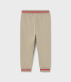 Chándal 3 piezas Mayoral niño beige y rojo  Inicio  Chándal de 3 piezas con camiseta para niño