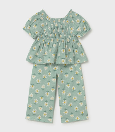Conjunto pantalón y blusa Mayoral niña margaritas verde lago  Inicio  Conjunto de pantalón y