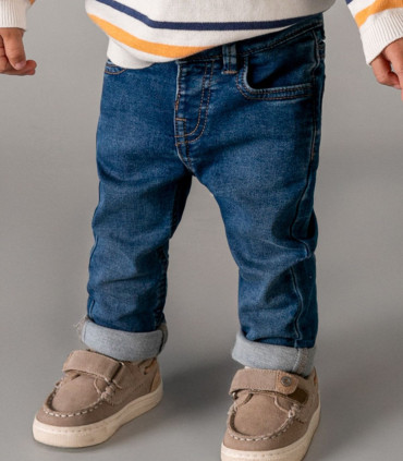 Pantalón vaquero ajustado Mayoral niño  Inicio  Pantalón vaquero ajustado para niño de Mayoral